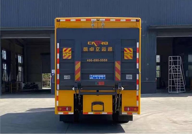 東風(fēng)天錦機(jī)器人運輸車