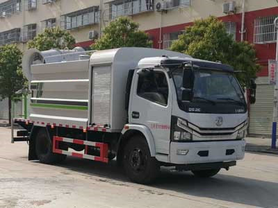 東風(fēng)多利卡多功能抑塵車